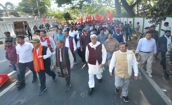 Former CM Manik Sarkar leads Left bodies